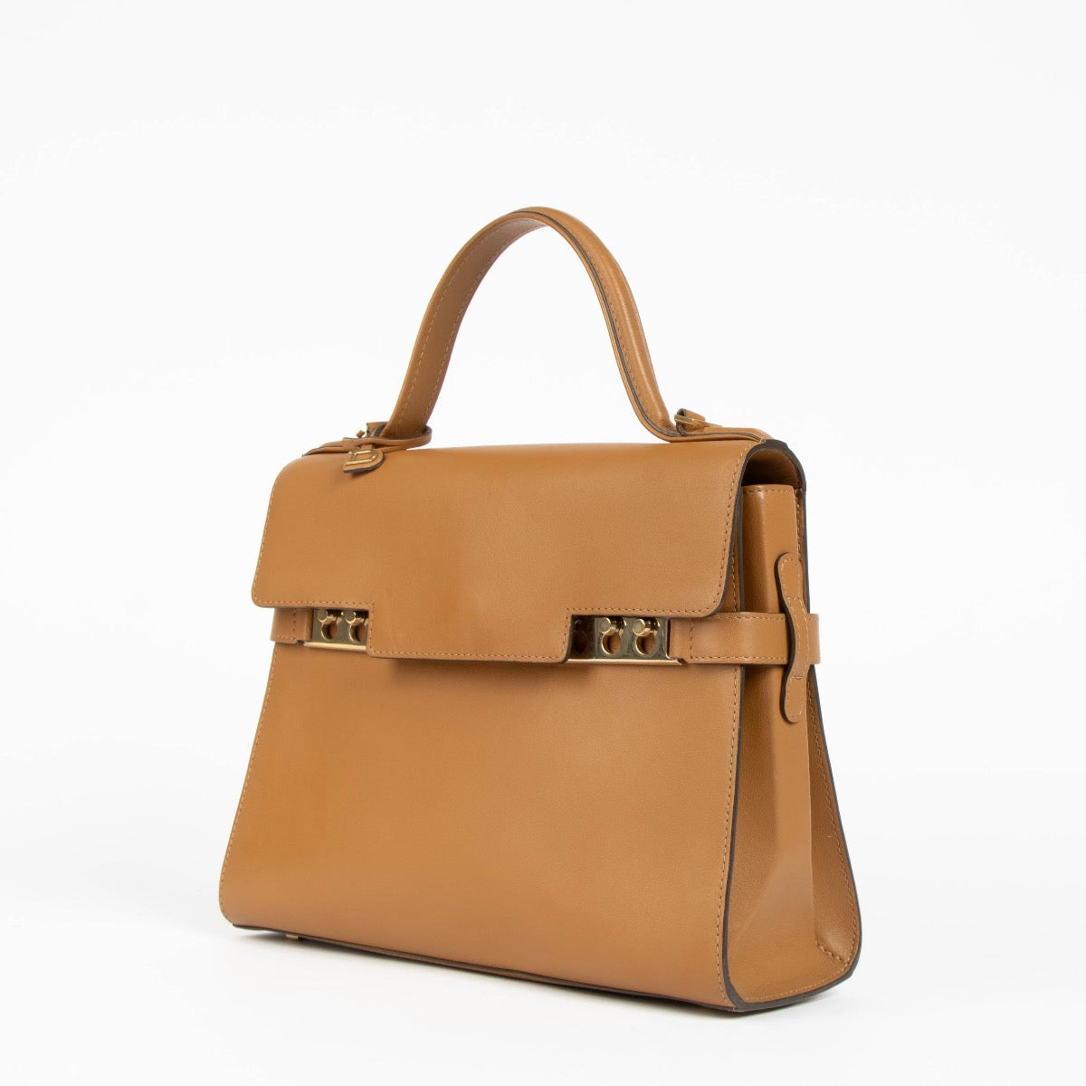 Authentic pre-loved Delvaux Vegetal Supple Calf Tempête MM Bag on Labellov.com