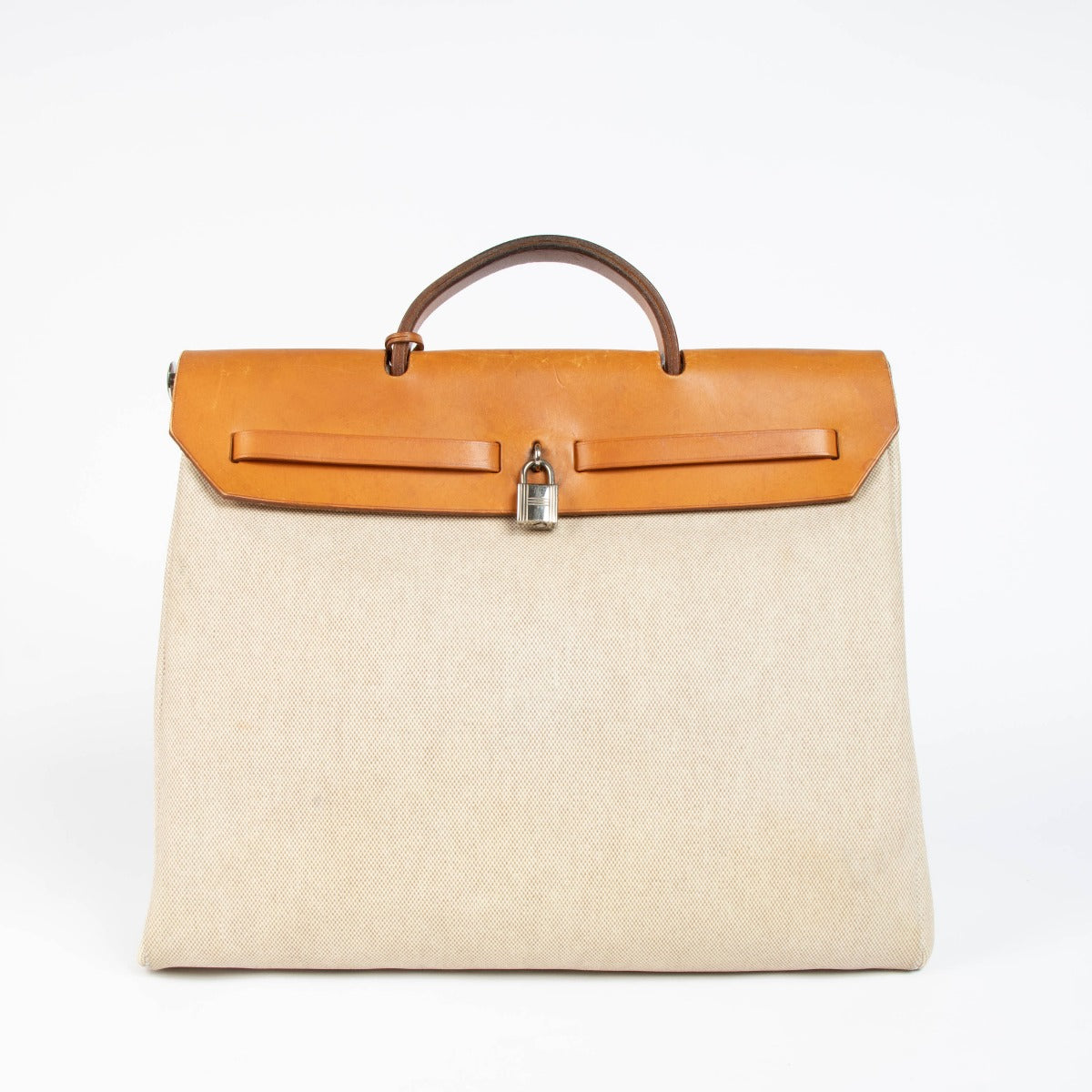 Shop this 100% authentic Hermès Herbag 2-in-1 Bag at Labellov.com