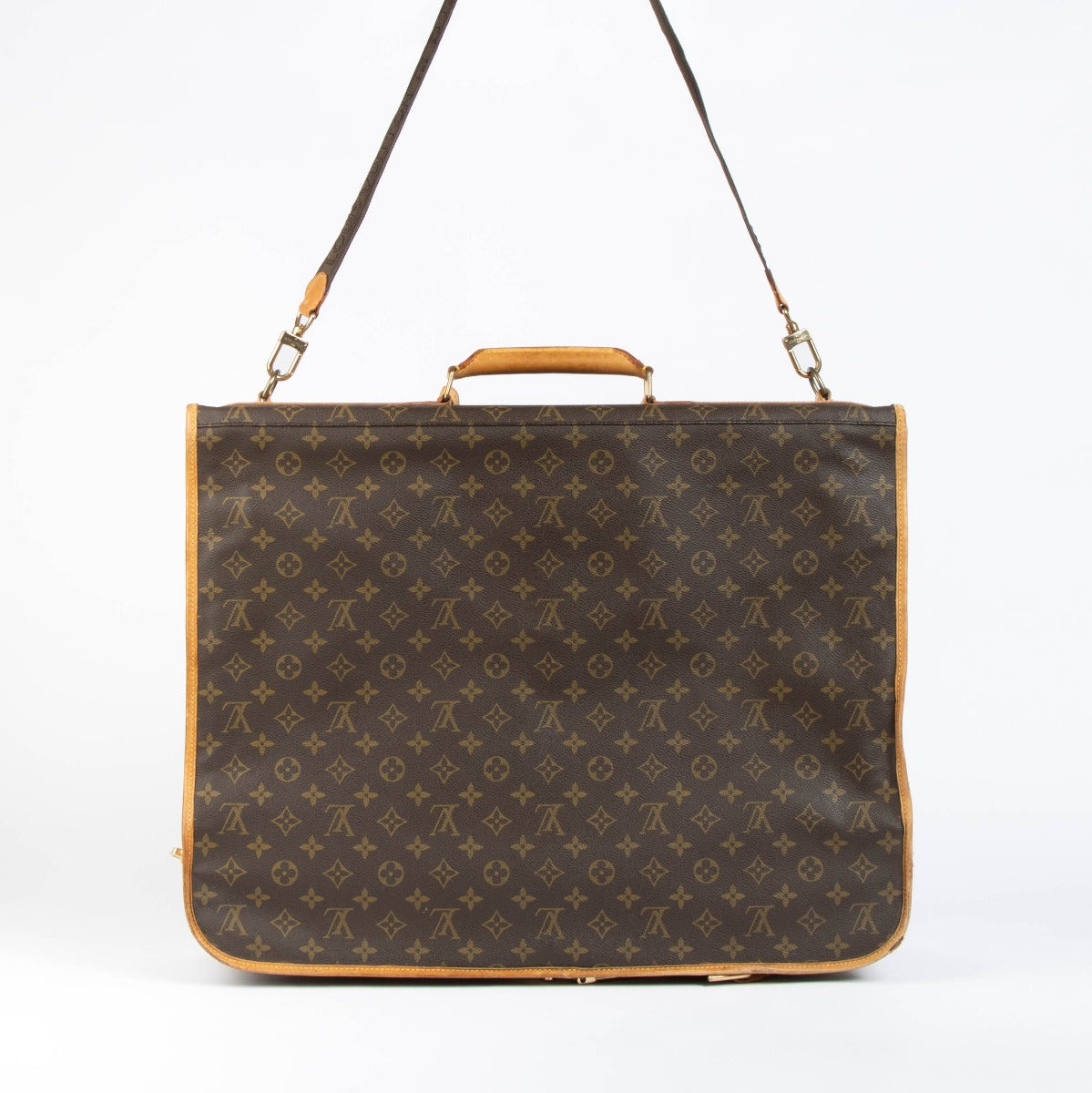 Shop this 100% authentic Louis Vuitton Monogram Small Portable Garment Bag at Labellov.com