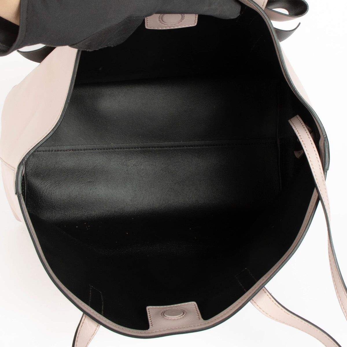 Authentic pre-loved Prada Pink Leather Bow Tote Bag on Labellov.com