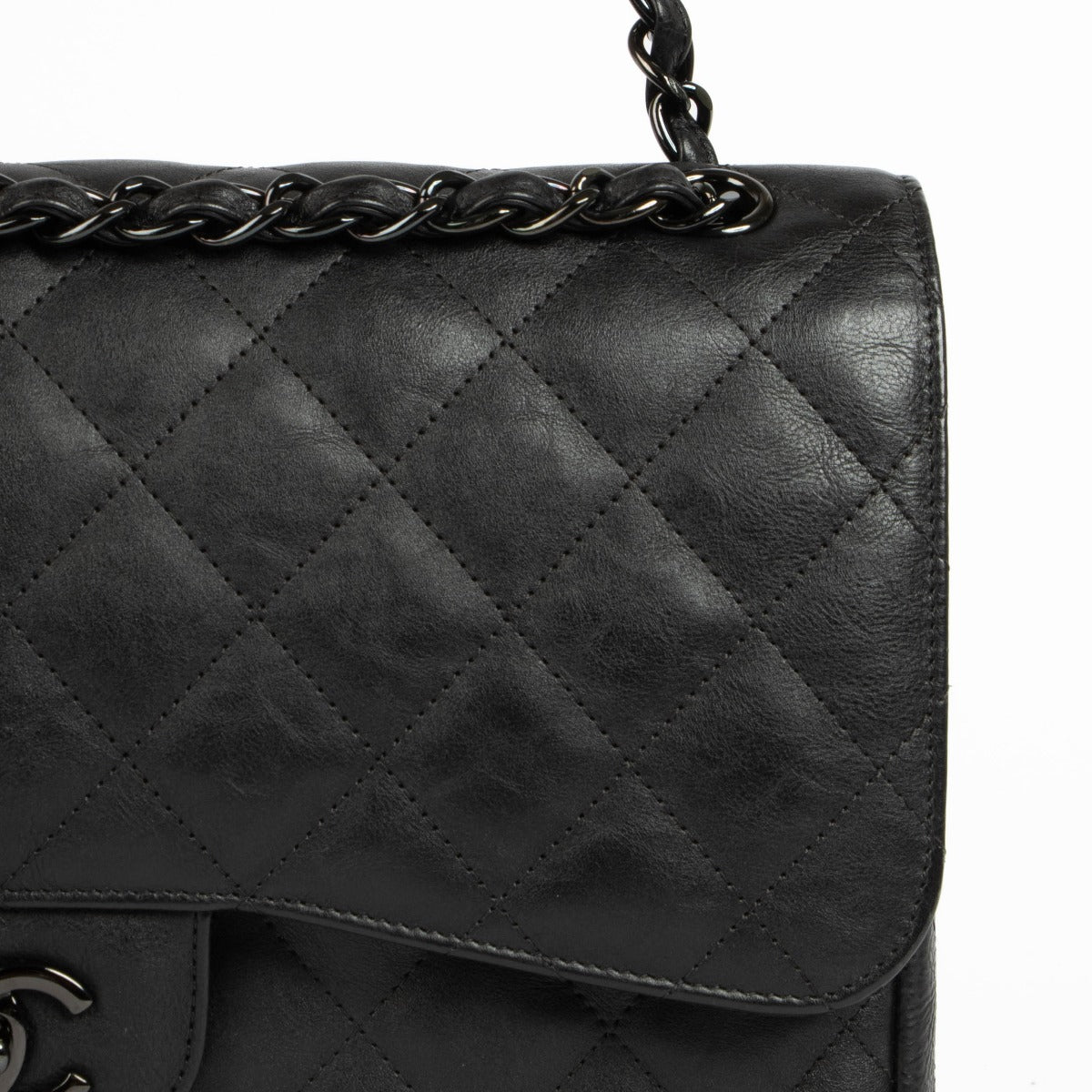 Shop this 100% authentic Chanel Black Crumpled Calfskin Large/Jumbo Classic Flap Bag at Labellov.com