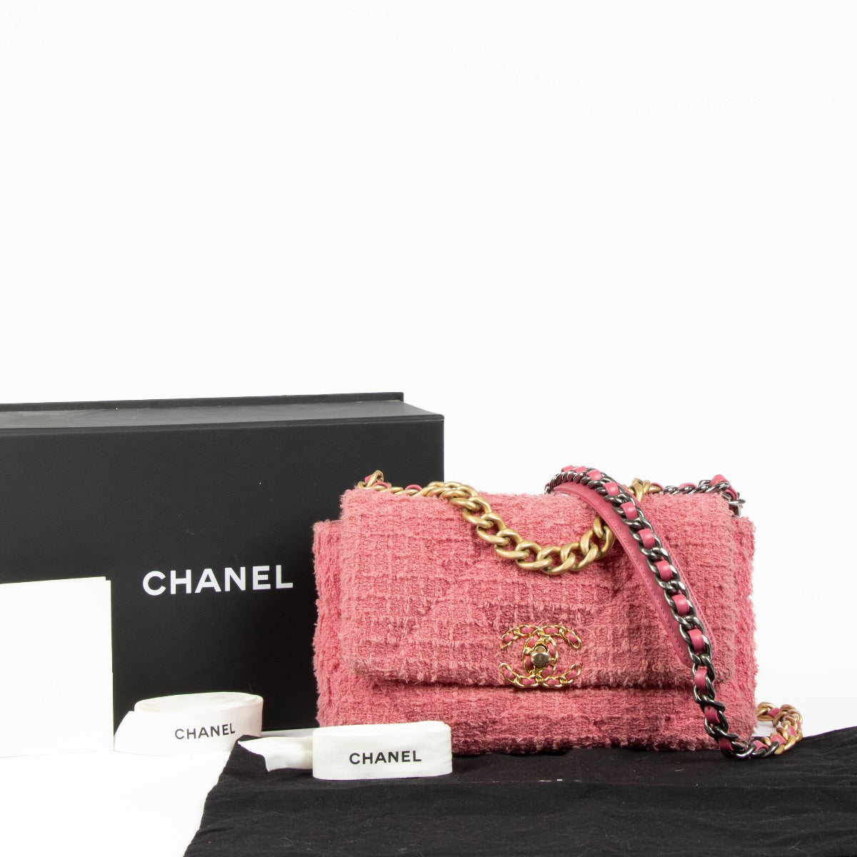 Chanel Pink Tweed Small Chanel 19 Shoulder Bag – Labellov