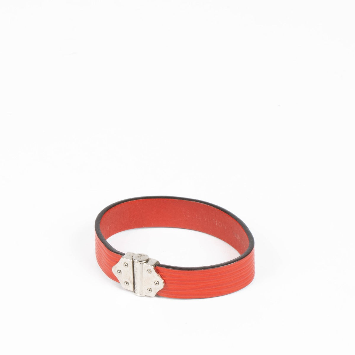 Authentic pre-loved Louis Vuitton Red Epi Leather Spirit Bracelet - Size 19 on Labellov.com