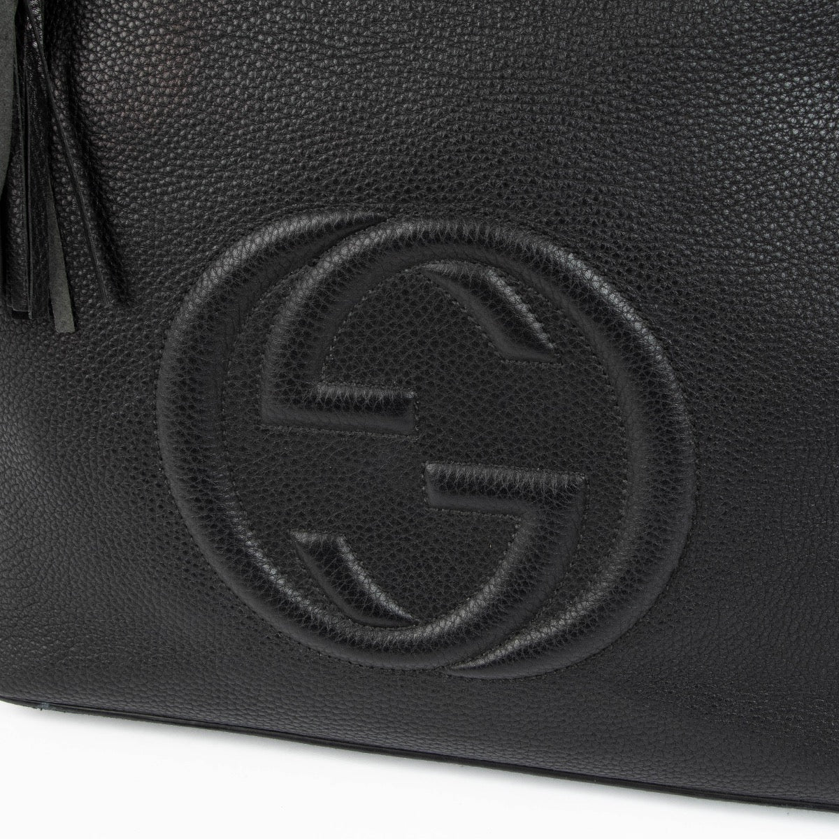Authentic pre-loved Gucci Black Leather Soho Shoulder Bag on Labellov.com