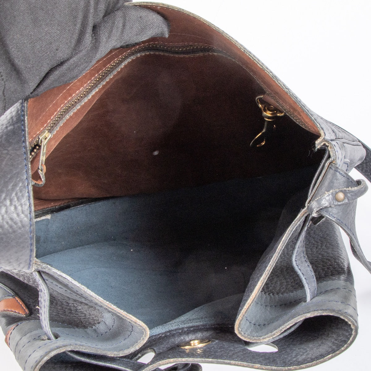 Authentic pre-loved Delvaux Blue Leather Desert Shoulder Bag on Labellov.com