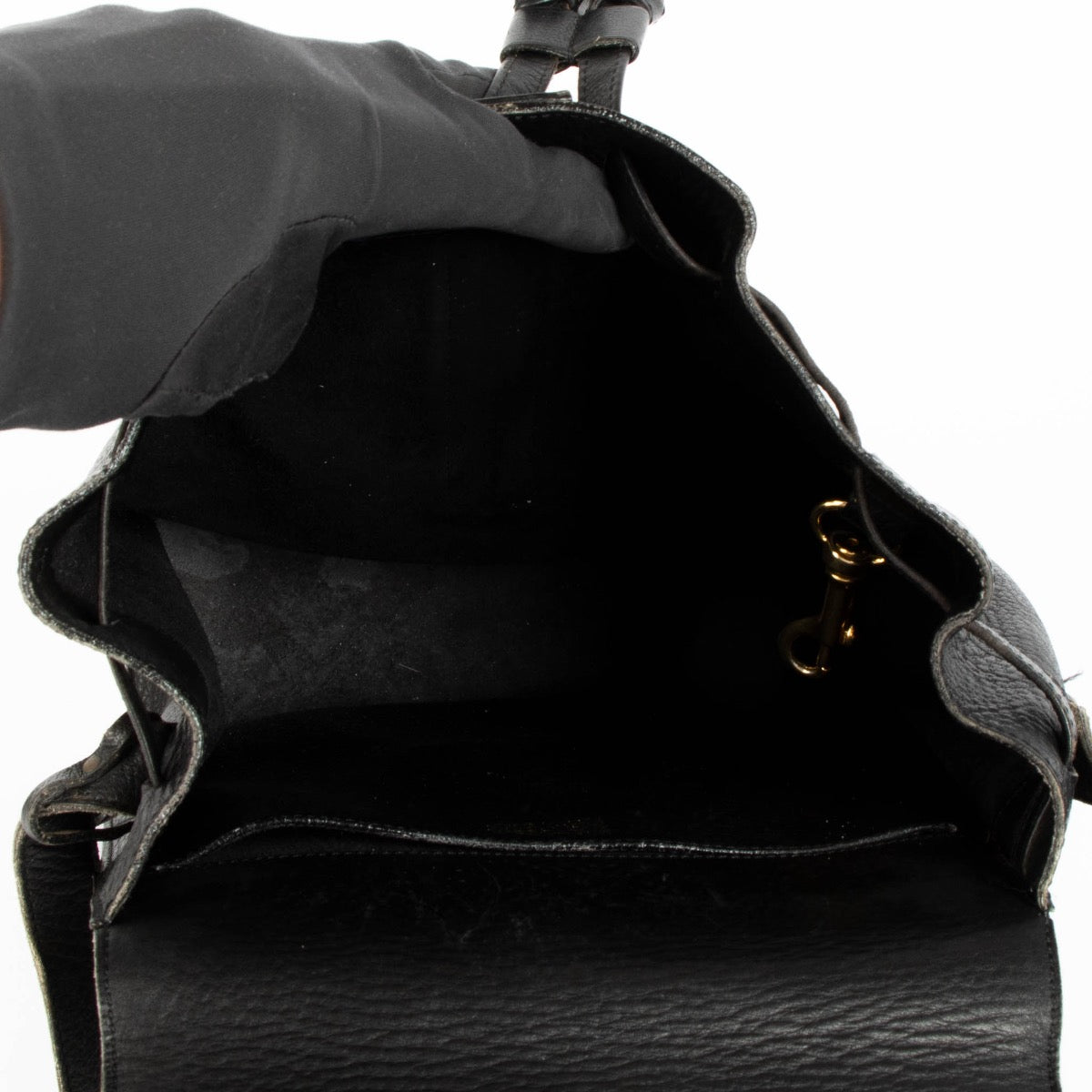 Authentic pre-loved Delvaux Black Leather Vintage Crossbody Bag on Labellov.com