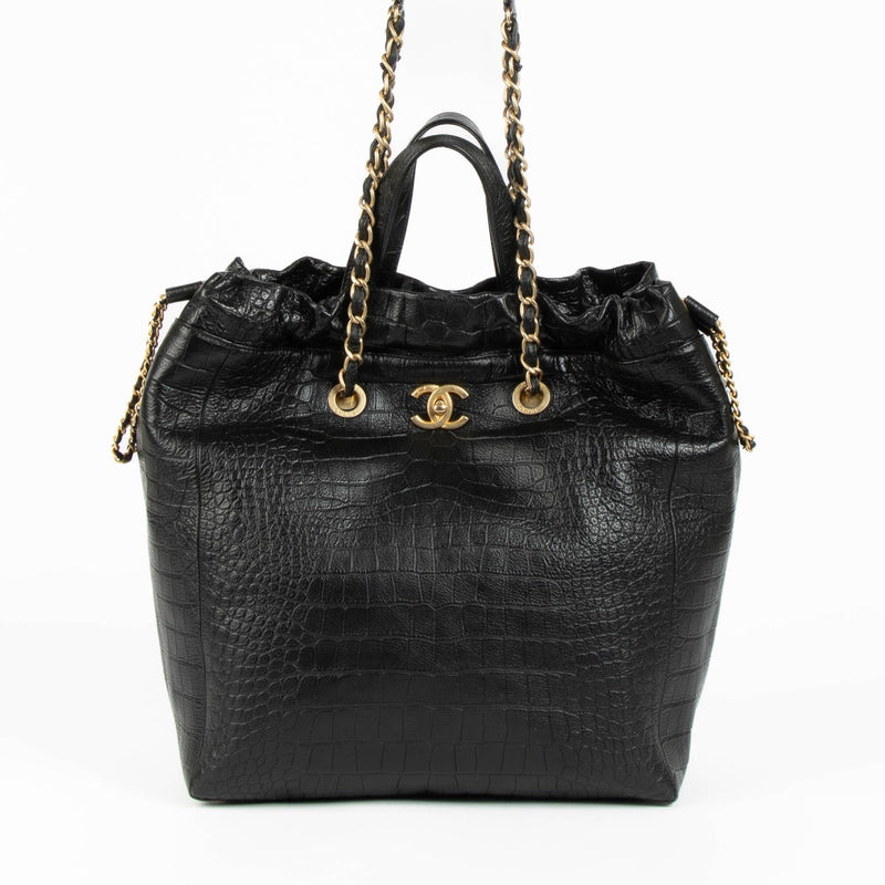 Authentic pre-loved Chanel Paris-New York Black Large Coco Shoulder Bag on Labellov.com