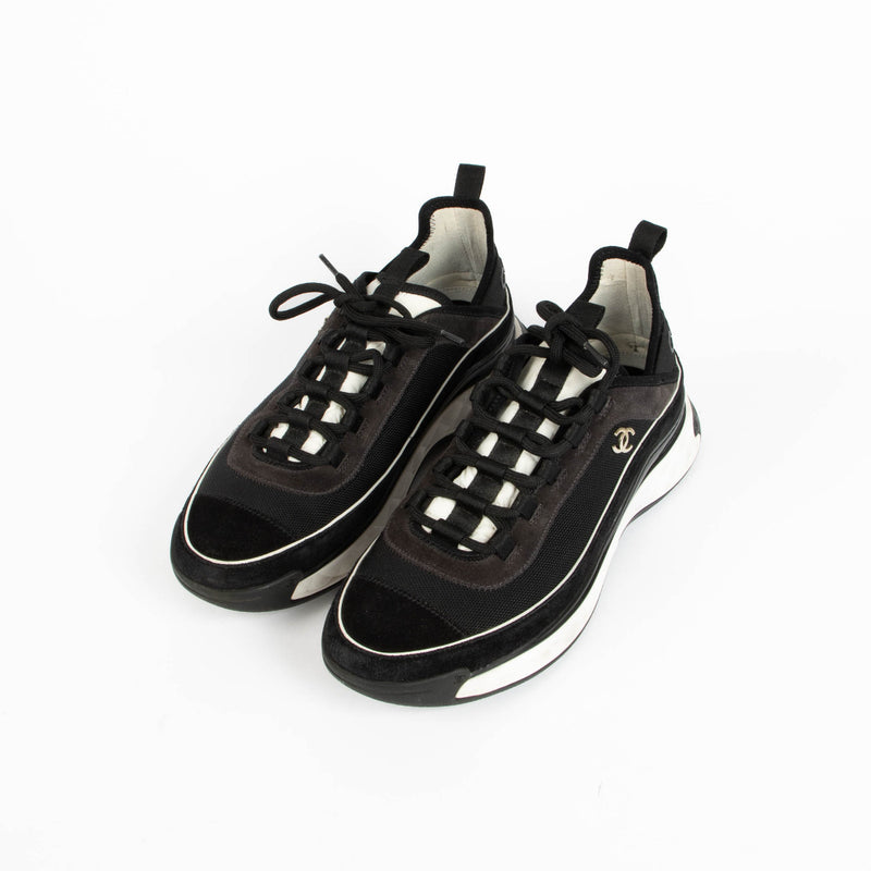 Baskets Chanel noires - taille 42