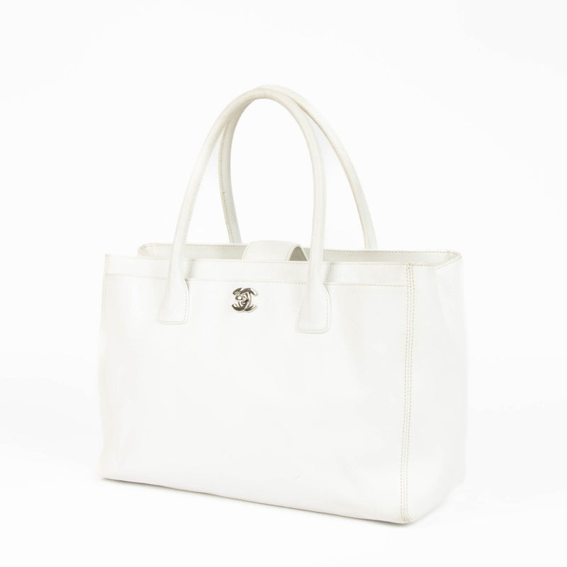 Shop this 100% authentic Chanel White Leather Medium Executive Tote Bag at Labellov.com
