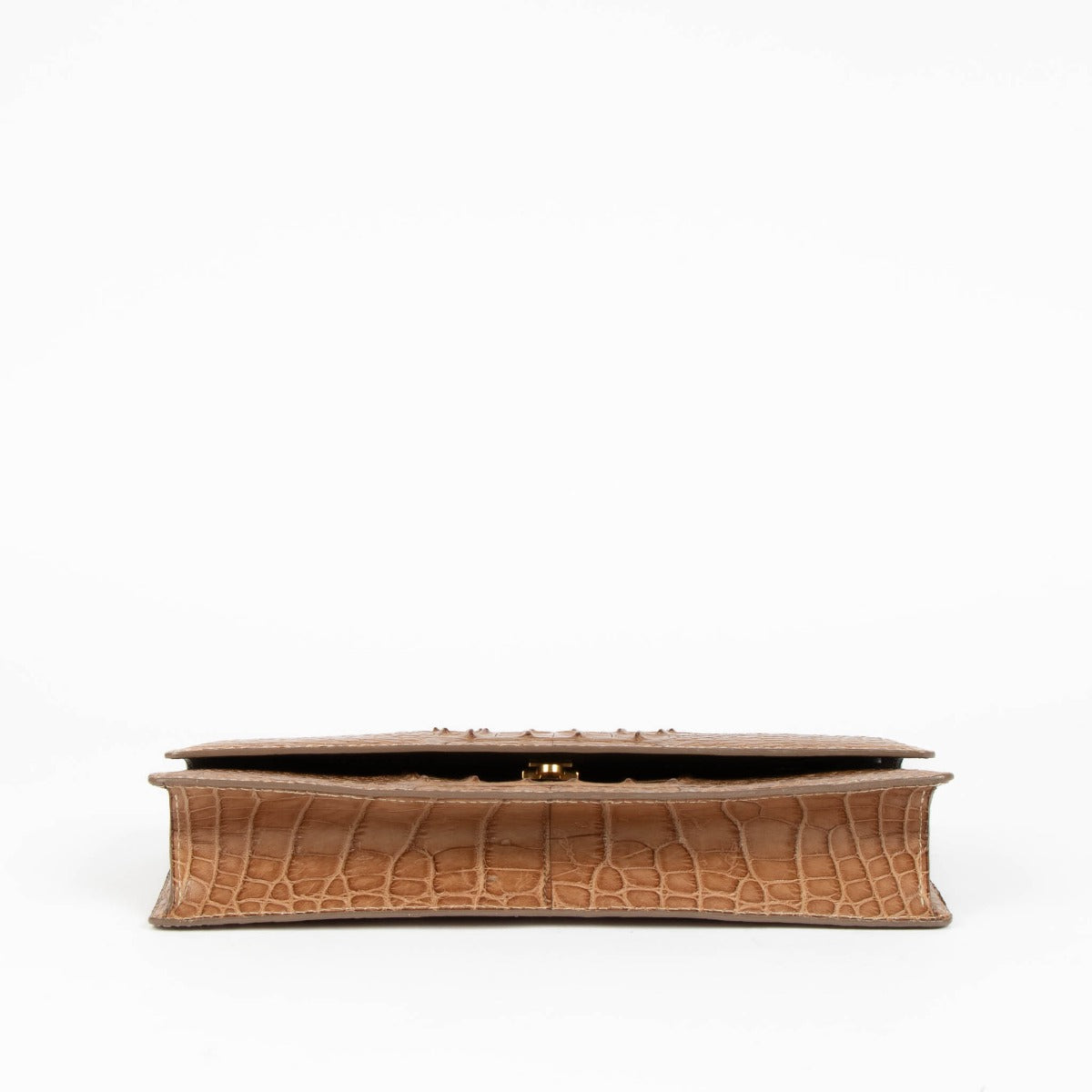 Shop the authentic Delvaux Brown Alligator Hannelore Clutch second hand on Labellov.com