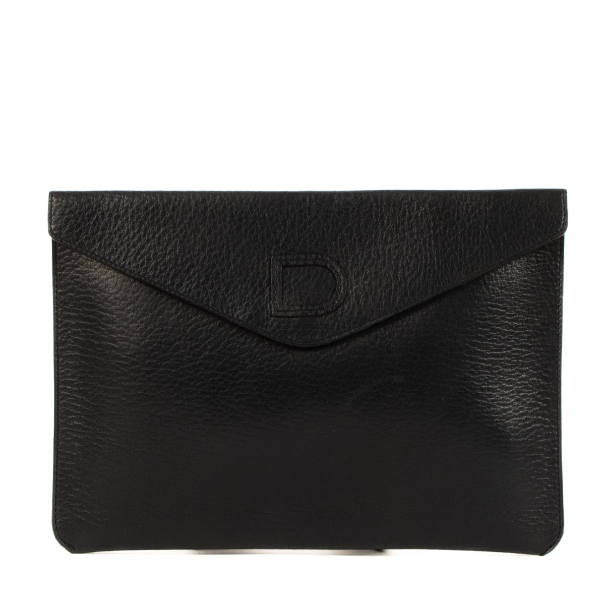 Shop safe online at Labellov in Antwerp, Brussels and Knokke this 100% authentic second hand Delvaux Dark Blue Vintage Envelope Pouch