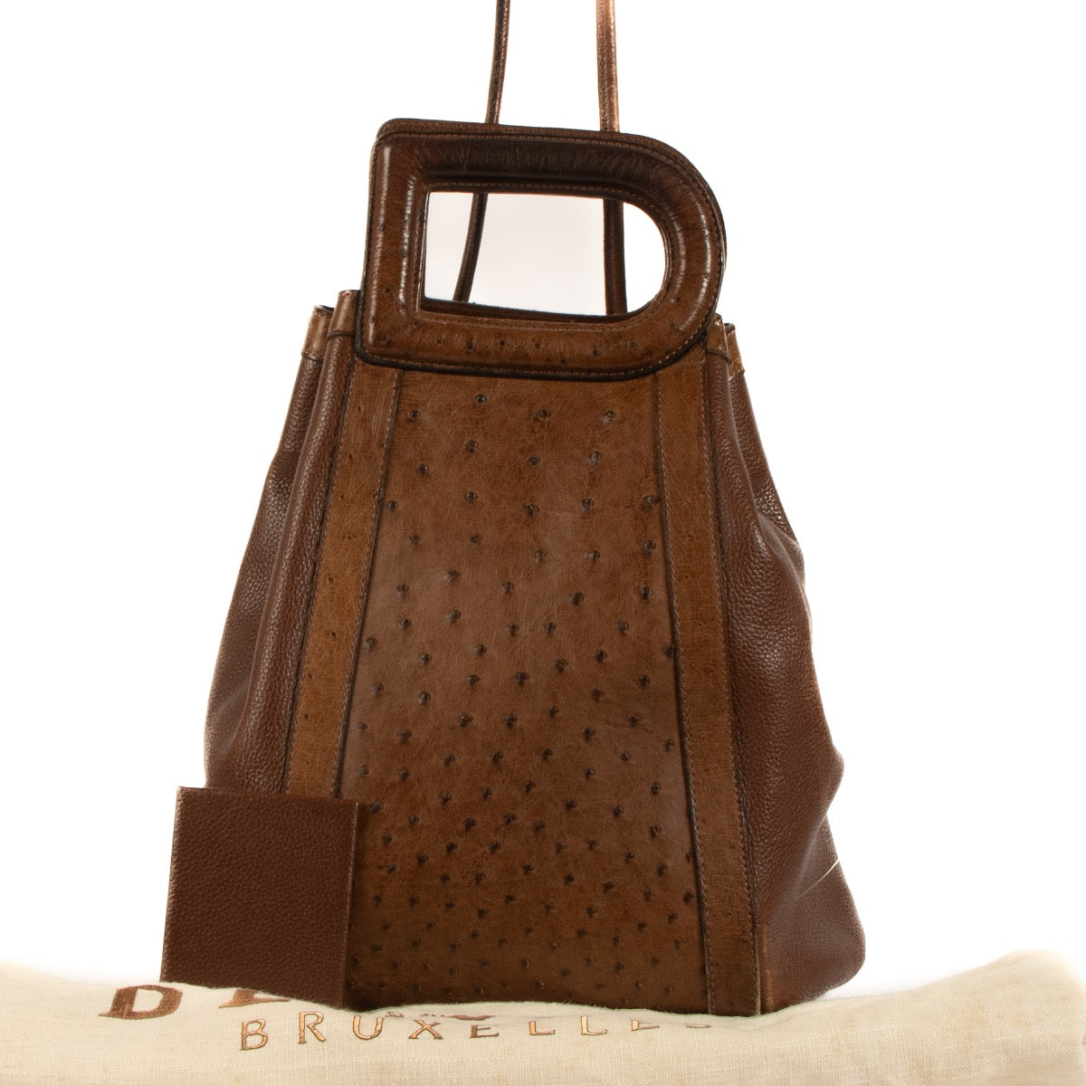Shop safe online at Labellov in Antwerp, Brussels and Knokke this 100% authentic second hand Delvaux Brown Ostrich Punch Shoulder Bag