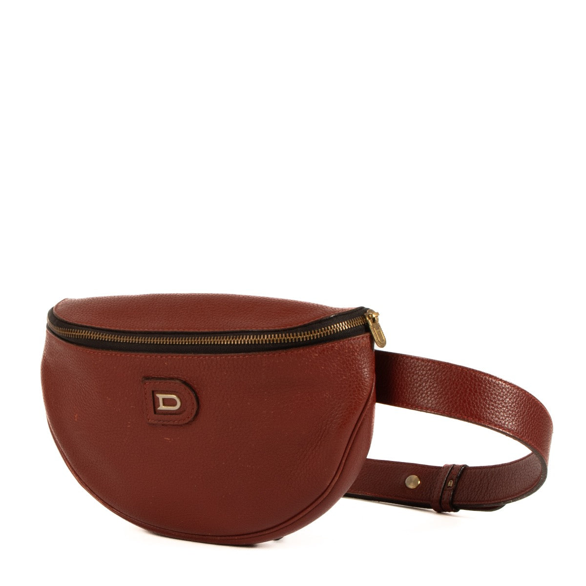 Shop safe online at Labellov this 100% authentic second hand Delvaux Red Leather Evasion Belt Bag