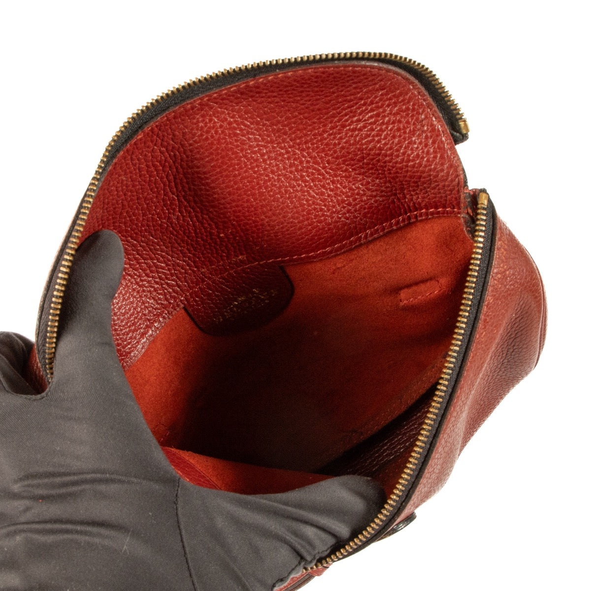 Shop safe online at Labellov this 100% authentic second hand Delvaux Red Leather Evasion Belt Bag