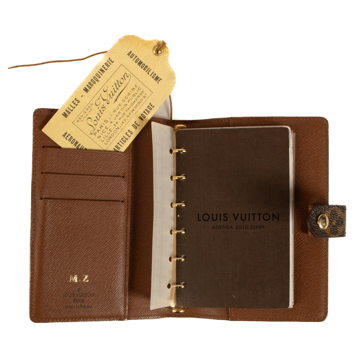 Shop safe online at Labellov in Antwerp, Brussels and Knokke this 100% authentic second hand Louis Vuitton Monogram Agenda Cover PM