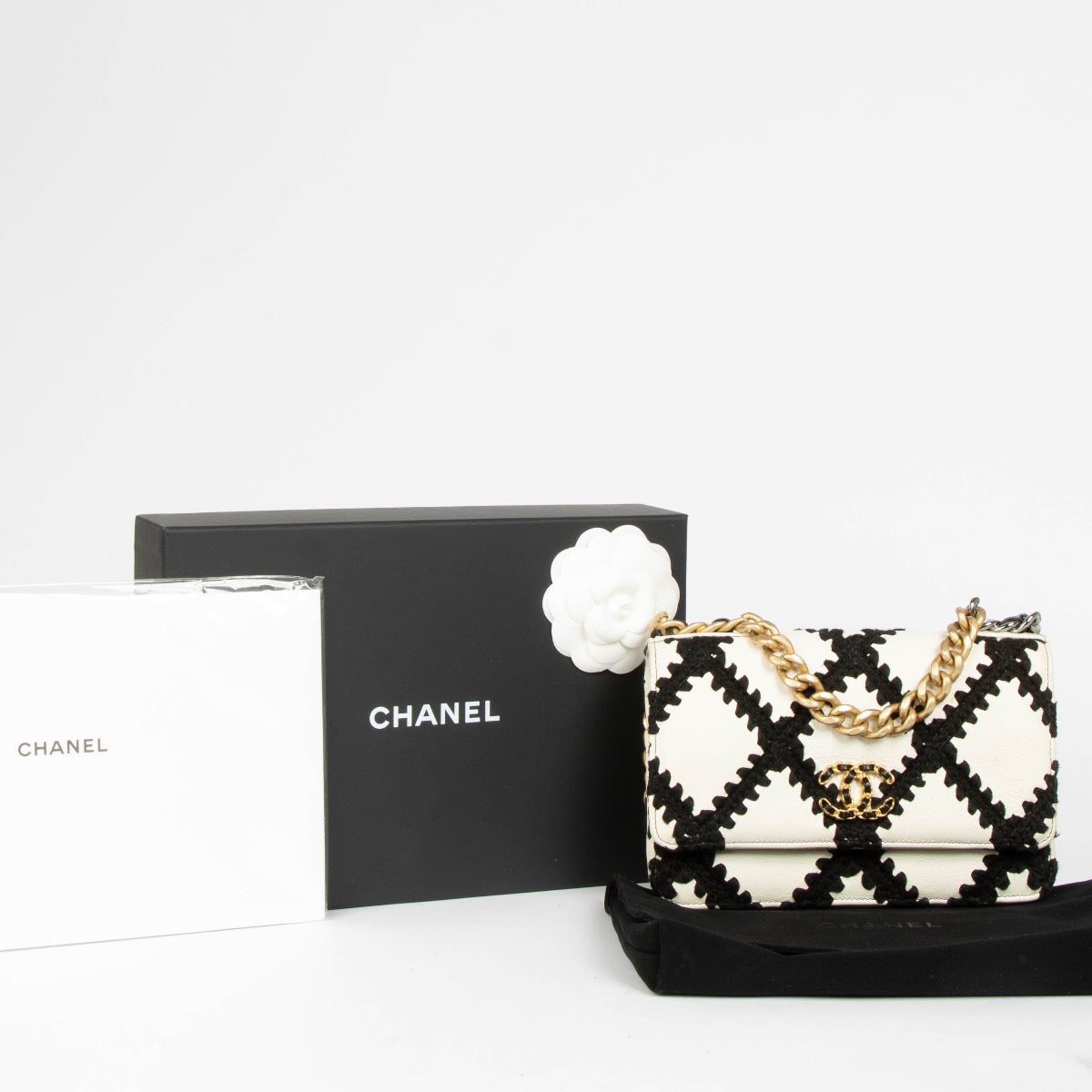 Authentic pre-loved Chanel White Stitch 19 Wallet On Chain Crossbody Bag on Labellov.com
