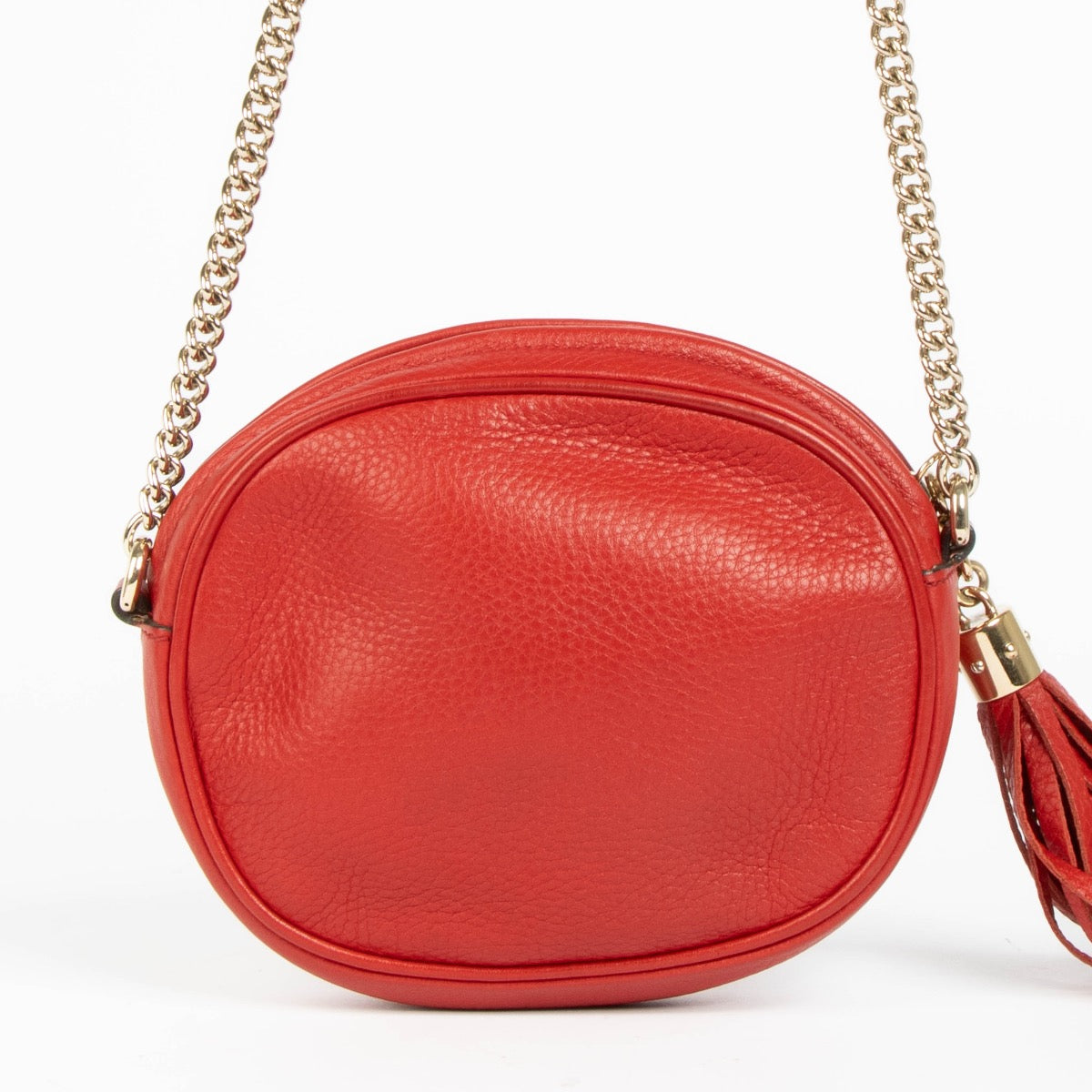 Authentic pre-loved Gucci Red Soho Round Bag on Labellov.com