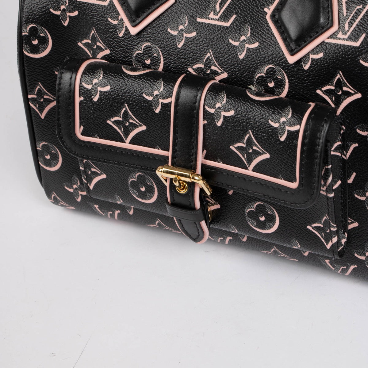 Authentic pre-loved Louis Vuitton Fall For You Speedy Bandouliere 25 Crossbody Bag on Labellov.com