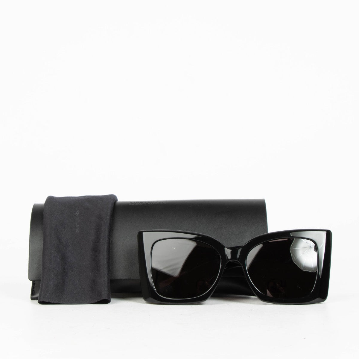 Shop this 100% authentic Saint Laurent Black SL M119 Blaze Glasses at labellov.com.