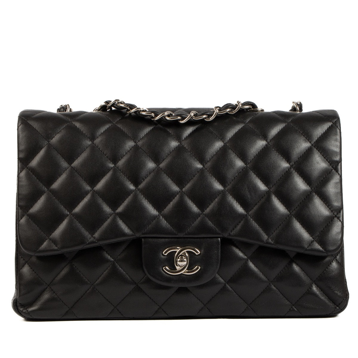 Shop safe online at Labellov in Antwerp, Brussel and Knokke this 100% authentic second hand Chanel Black Lambskin Large Classic Single Flap Bag