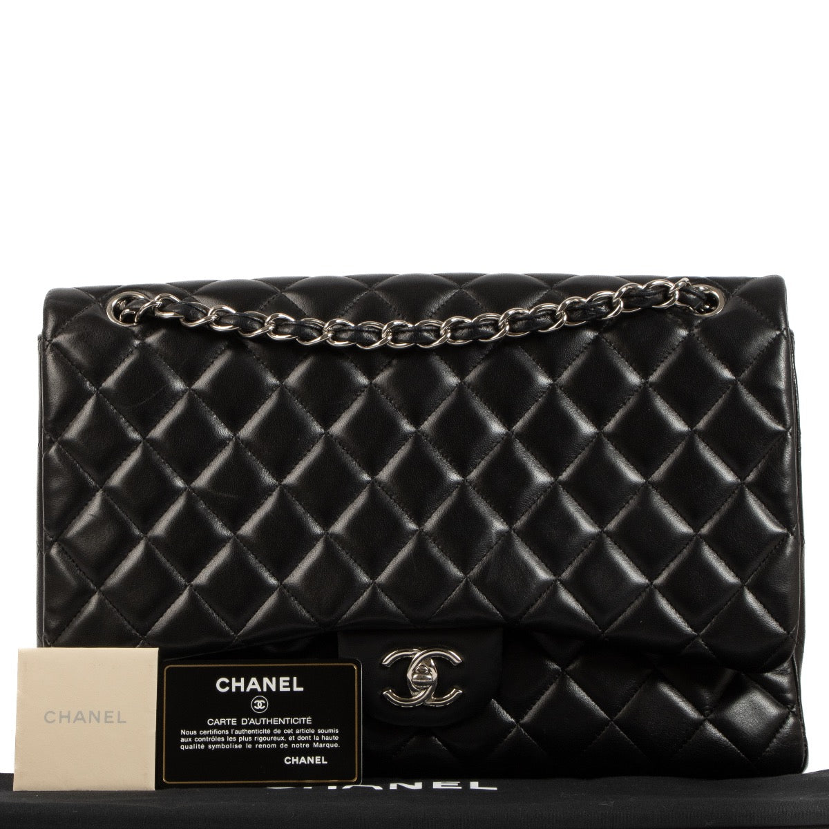 Shop safe online at Labellov in Antwerp, Brussels and Knokke this 100% authentic second hand Chanel Black Lambskin Maxi Classic Single Flap Bag