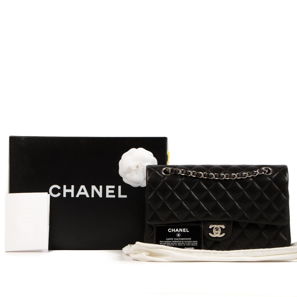 Shop safe online at Labellov in Antwerp, Brussels and Knokke this 100% authentic second hand Chanel Black Lambskin Medium Classic Flap Bag