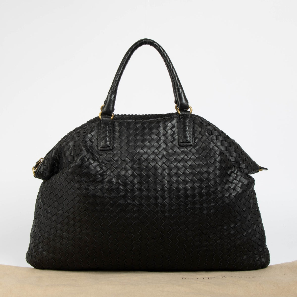 Shop this 100% authentic Bottega Veneta Black Intrecciato Tote Bag at Labellov.com