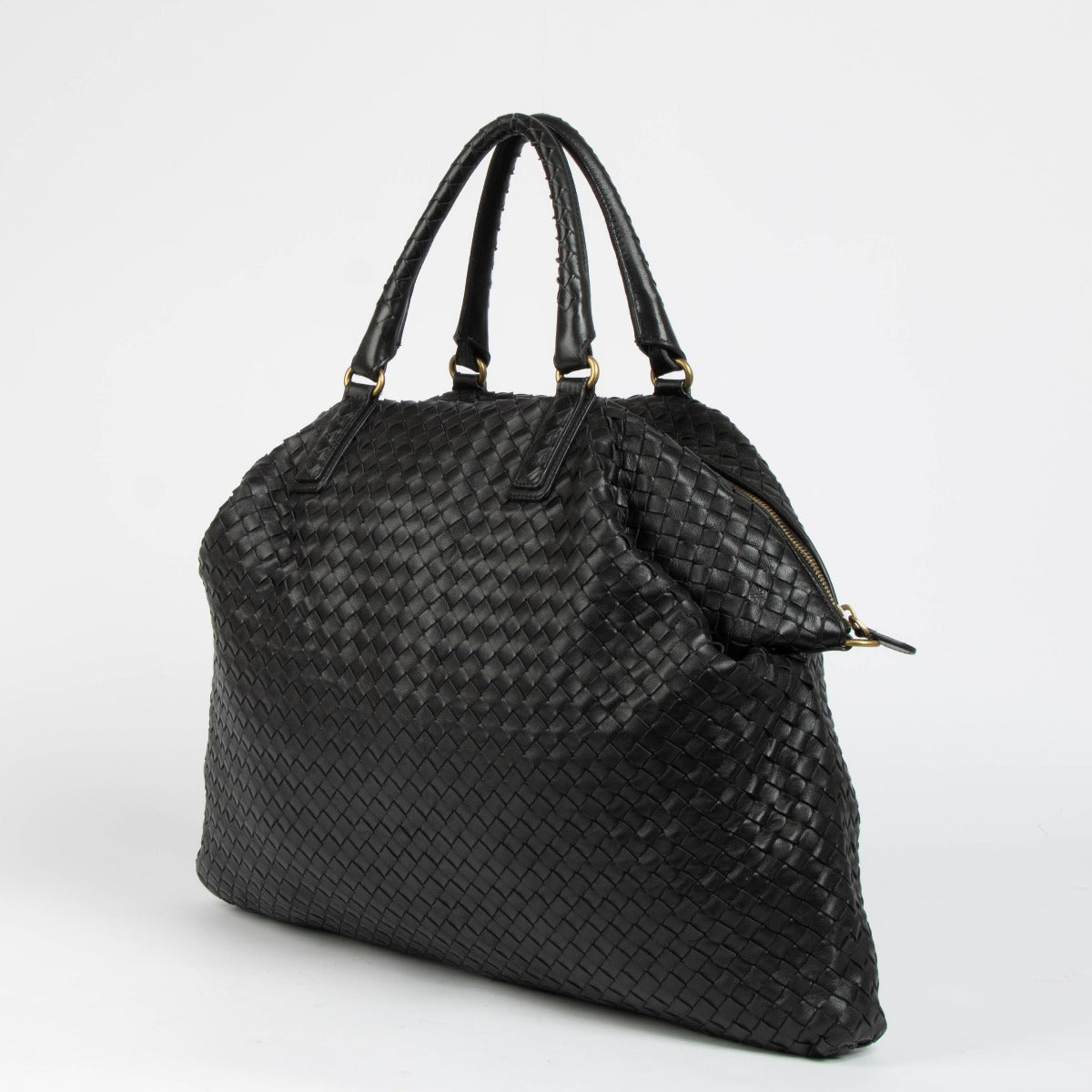Shop this 100% authentic Bottega Veneta Black Intrecciato Tote Bag at Labellov.com