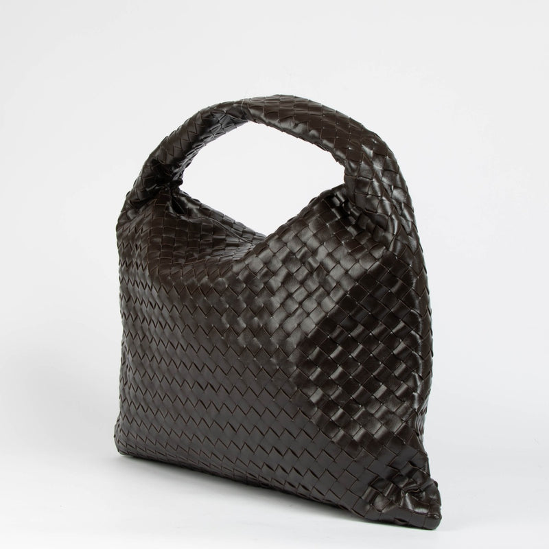 Authentic Bottega Veneta Fondant Intrecciato Large Hop Bag on Labellov.com