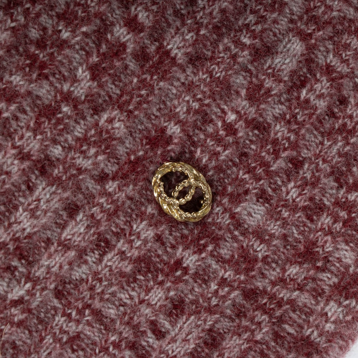 Authentic pre-loved Chanel 23B Pink Knit Sweater - Size 40 on Labellov.com