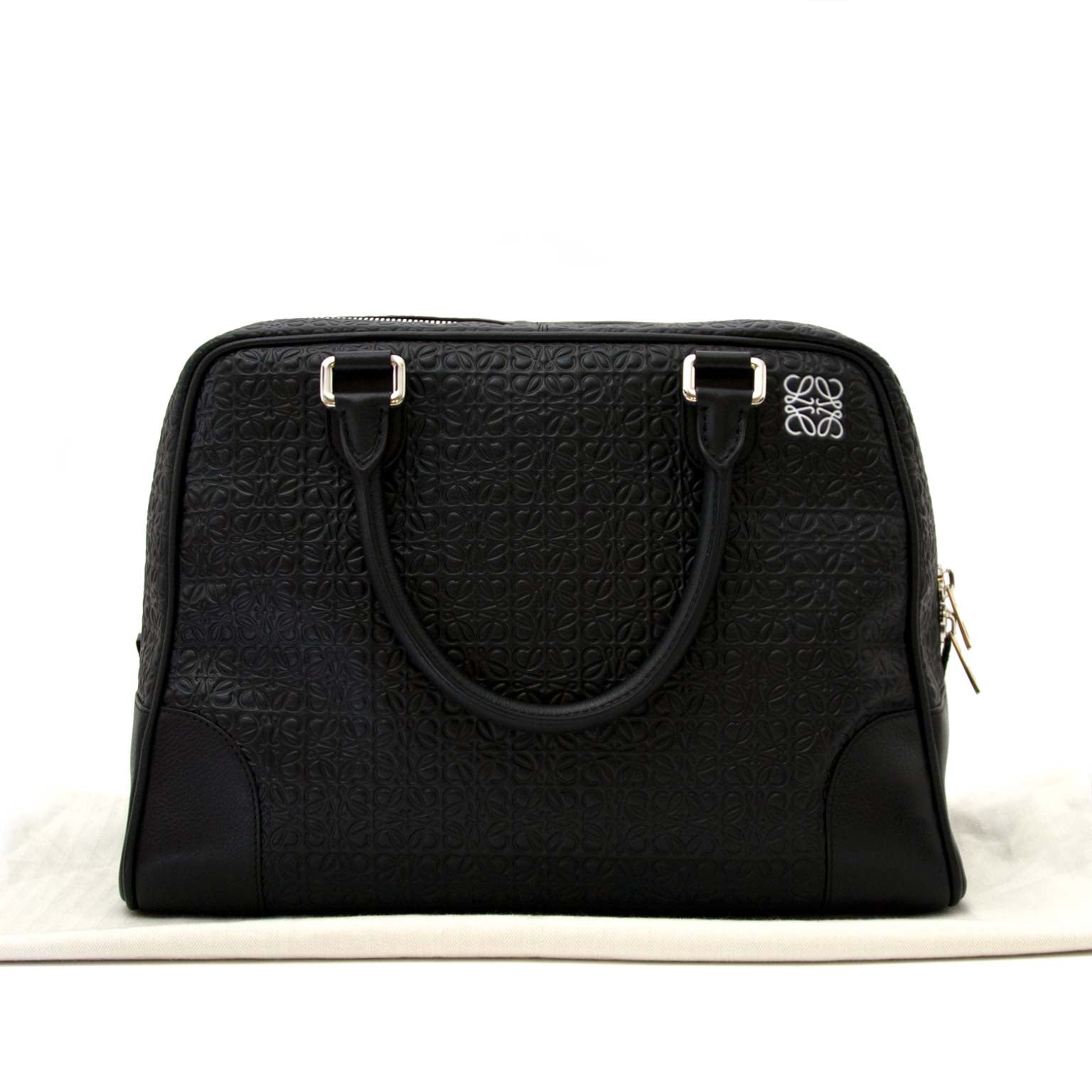 loewe amazone 75 large anagram black bag for sale at labellov vintage fashion webshop belgium