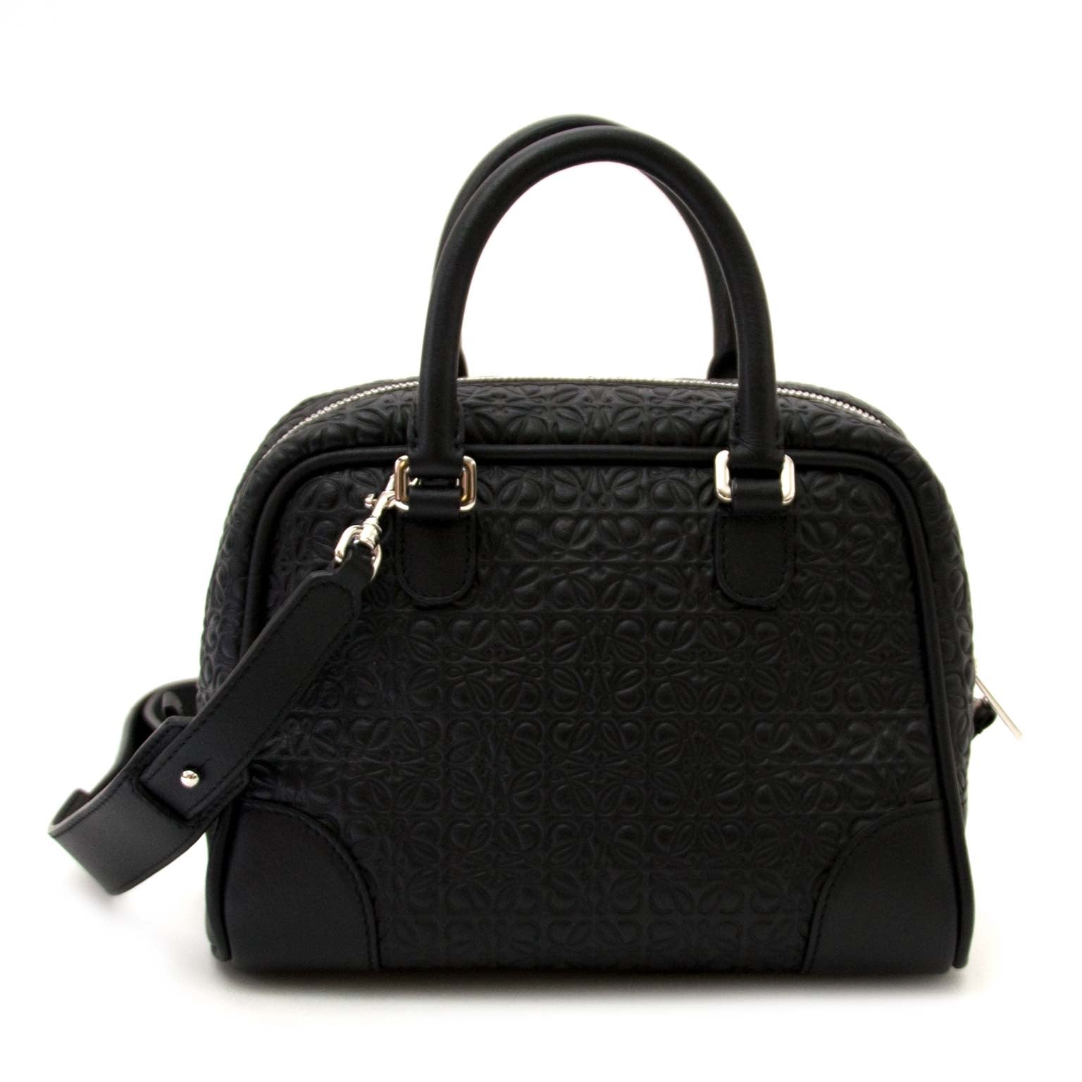 koop loewe amazona 75 small anagram zwarte tas bij labellov vintage mode webshop belgië