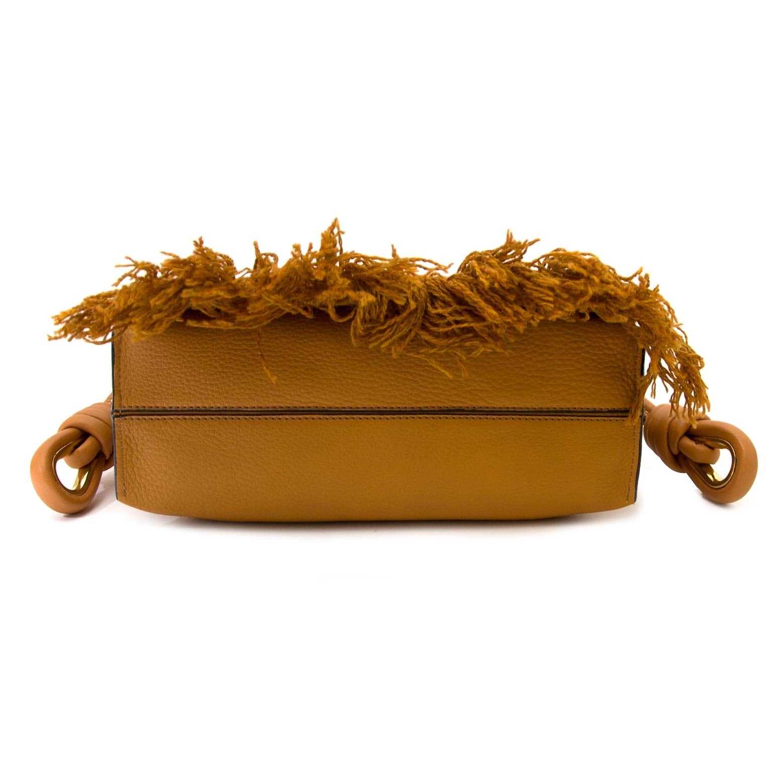 veilig online shoppen bij labellov vintage mode webshop met loewe flamenco caramel flap tas