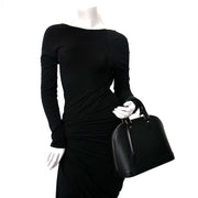 Louis Vuitton Black Alma PM Epi Leather Bag Buy authentic designer Louis Vuitton secondhand bags at Labellov at the best price. Safe and secure shopping. Koop tweedehands authentieke Louis Vuitton LV tassen bij designer webwinkel labellov.