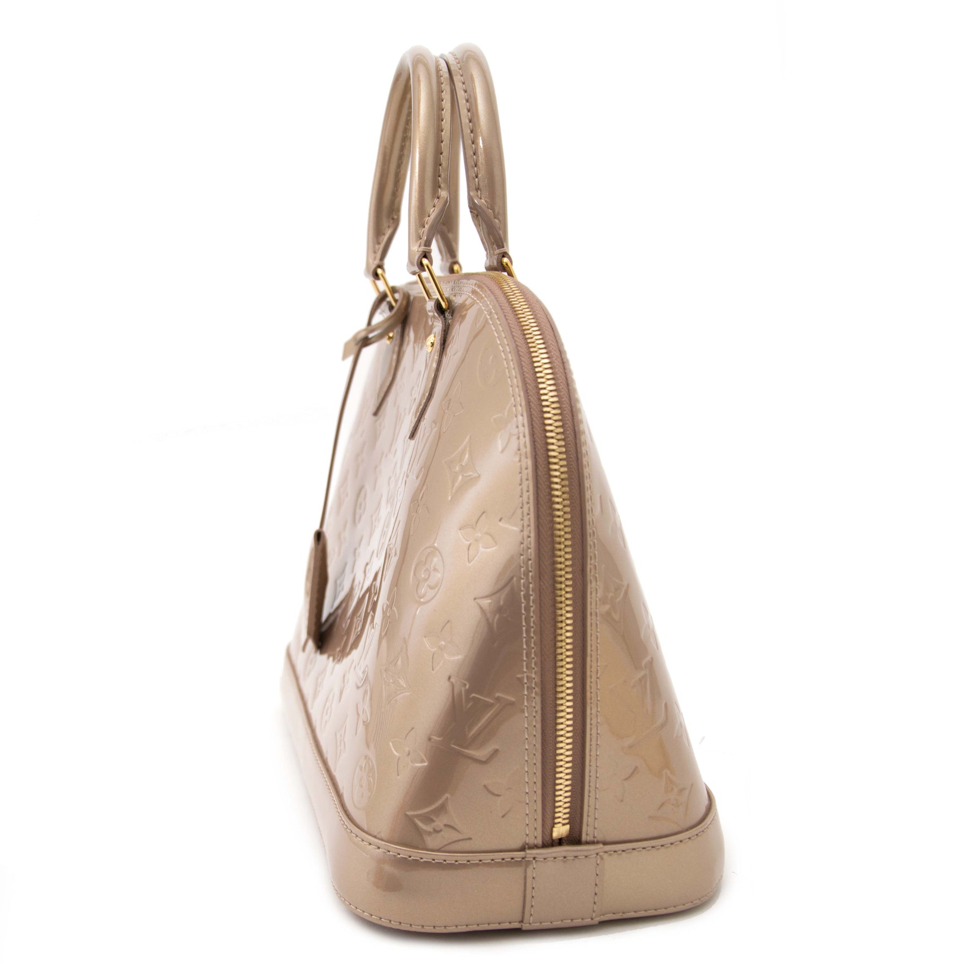 acheter en ligne chez labellov.com pour le meilleur prix louis vuitton alma taupe glace monogram