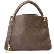 Louis Vuitton Artsy Brown Monogram Embossed Buy authentic secondhand Louis Vuitton at the right price at LabelLOV vintage designer webshop. Safe and secure online shopping. Koop authenthieke tweedehands Louis Vuitton handtassen aan de juiste prijs bij Lab
