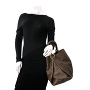 Louis Vuitton Artsy Brown Monogram Embossed Buy authentic secondhand Louis Vuitton at the right price at LabelLOV vintage designer webshop. Safe and secure online shopping. Koop authenthieke tweedehands Louis Vuitton handtassen aan de juiste prijs bij Lab
