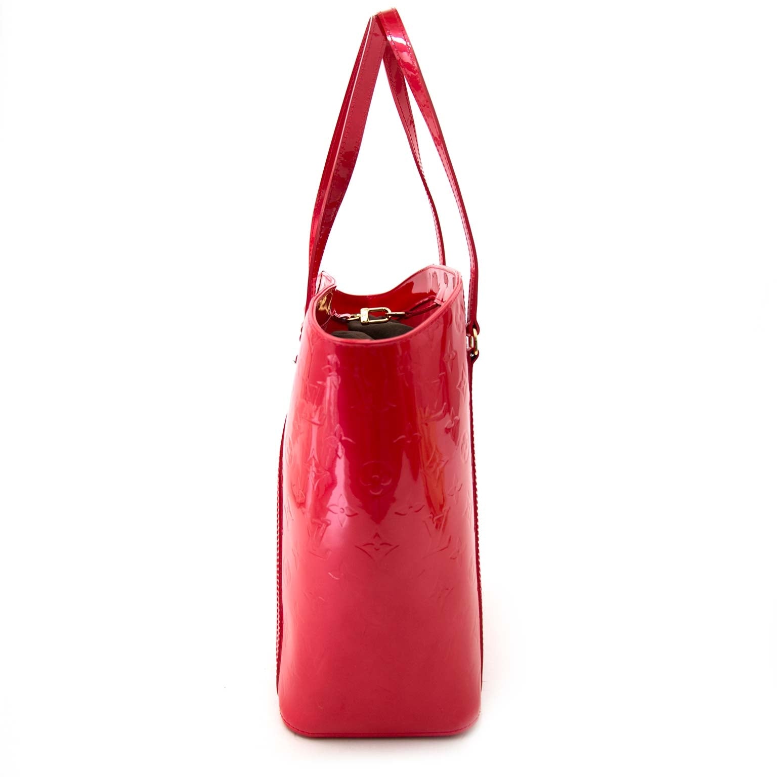 Buy authentic secondhand Louis Vuitton bags at the right price at LabelLOV vintage webshop. Safe and secure online shopping