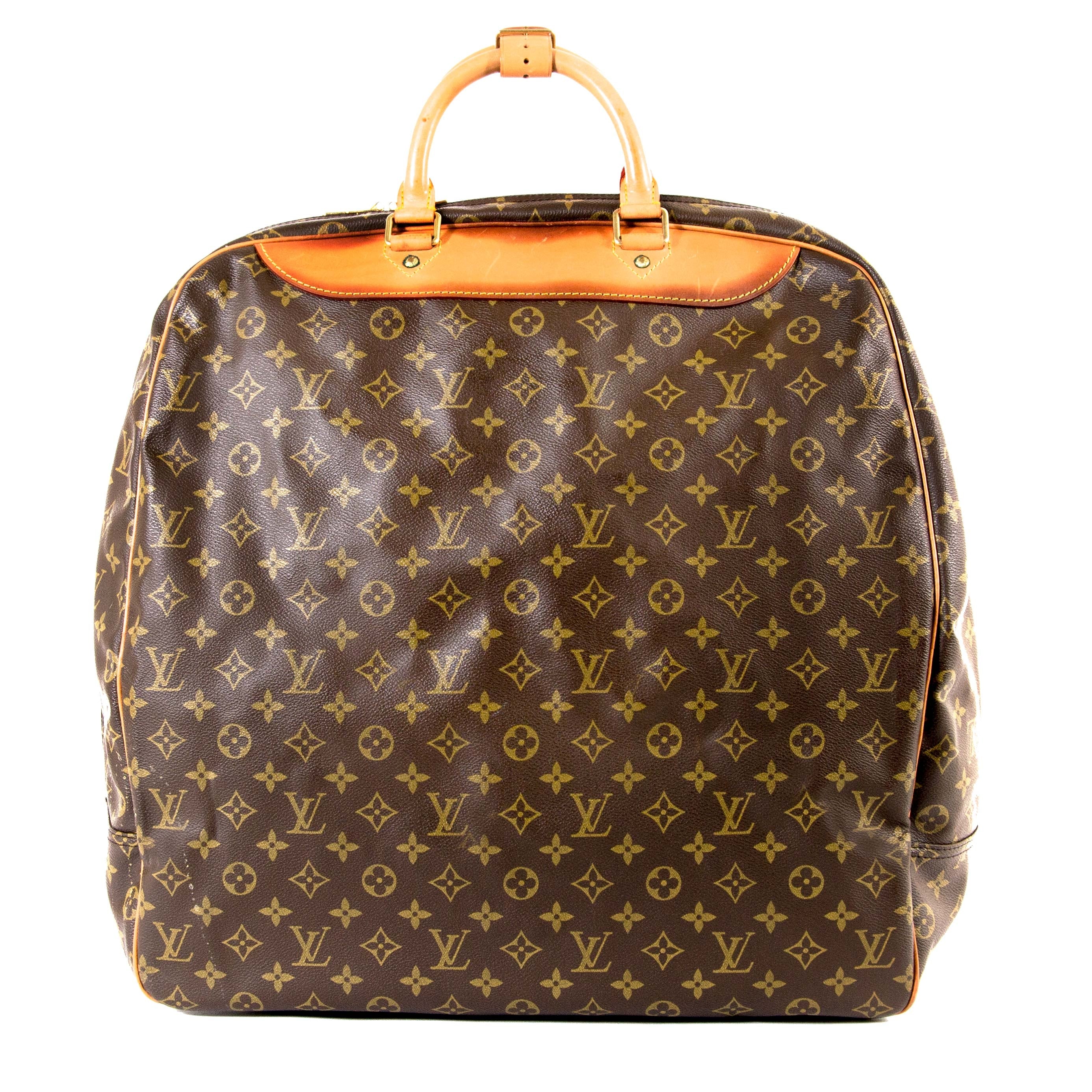 lv travel bag men's Louis Vuitton Evasion Travel Bag – Labellov