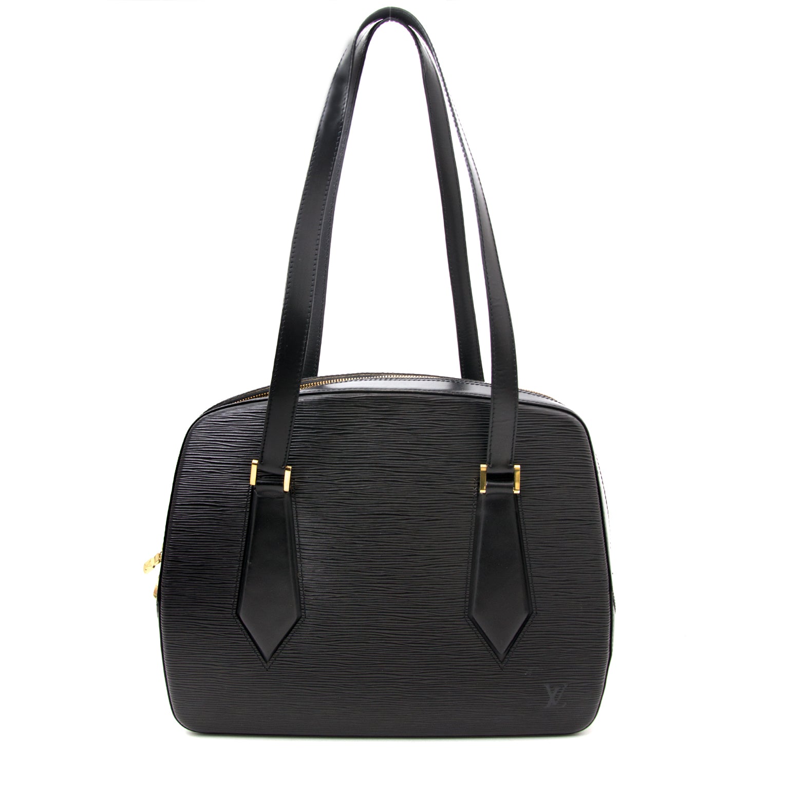 koop veilig online aan de beste prijs Elegant shoulder bag for everyday use. On the outside is an open slip in pocket and top is secured with double brass zipper. Inside is brown alkantra lining and with one open pocket.