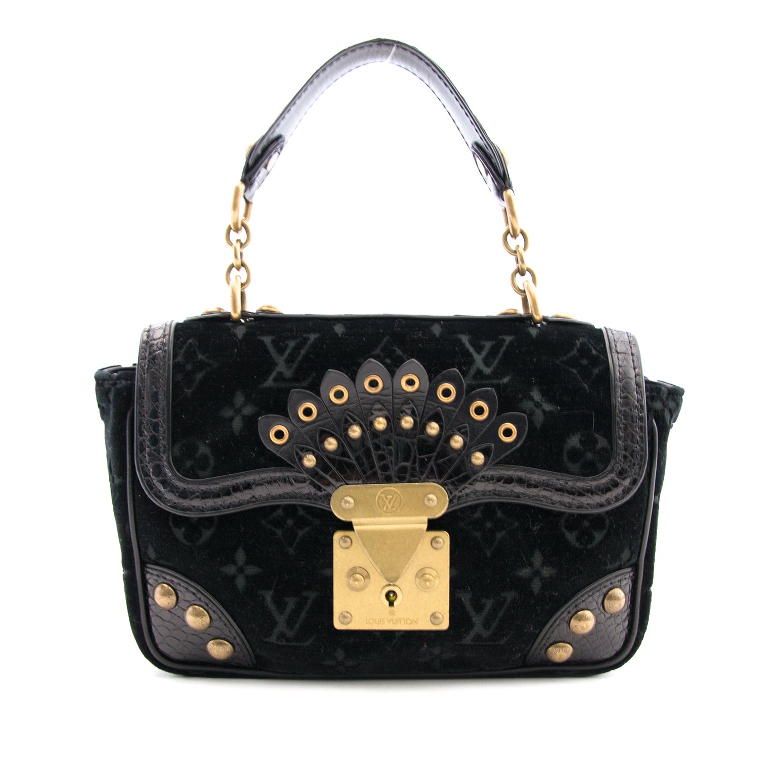Buy limited edition Louis Vuitton on www.labellov.com at the best price.