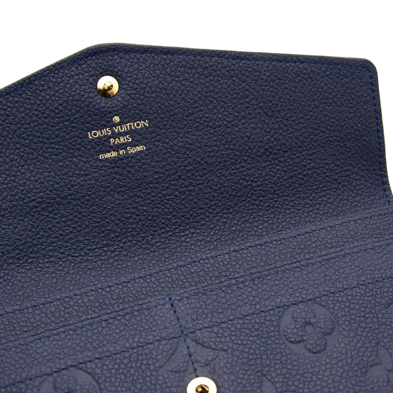 shop your Louis Vuitton Curieuse Wallet Monogram Empreinte at the best price