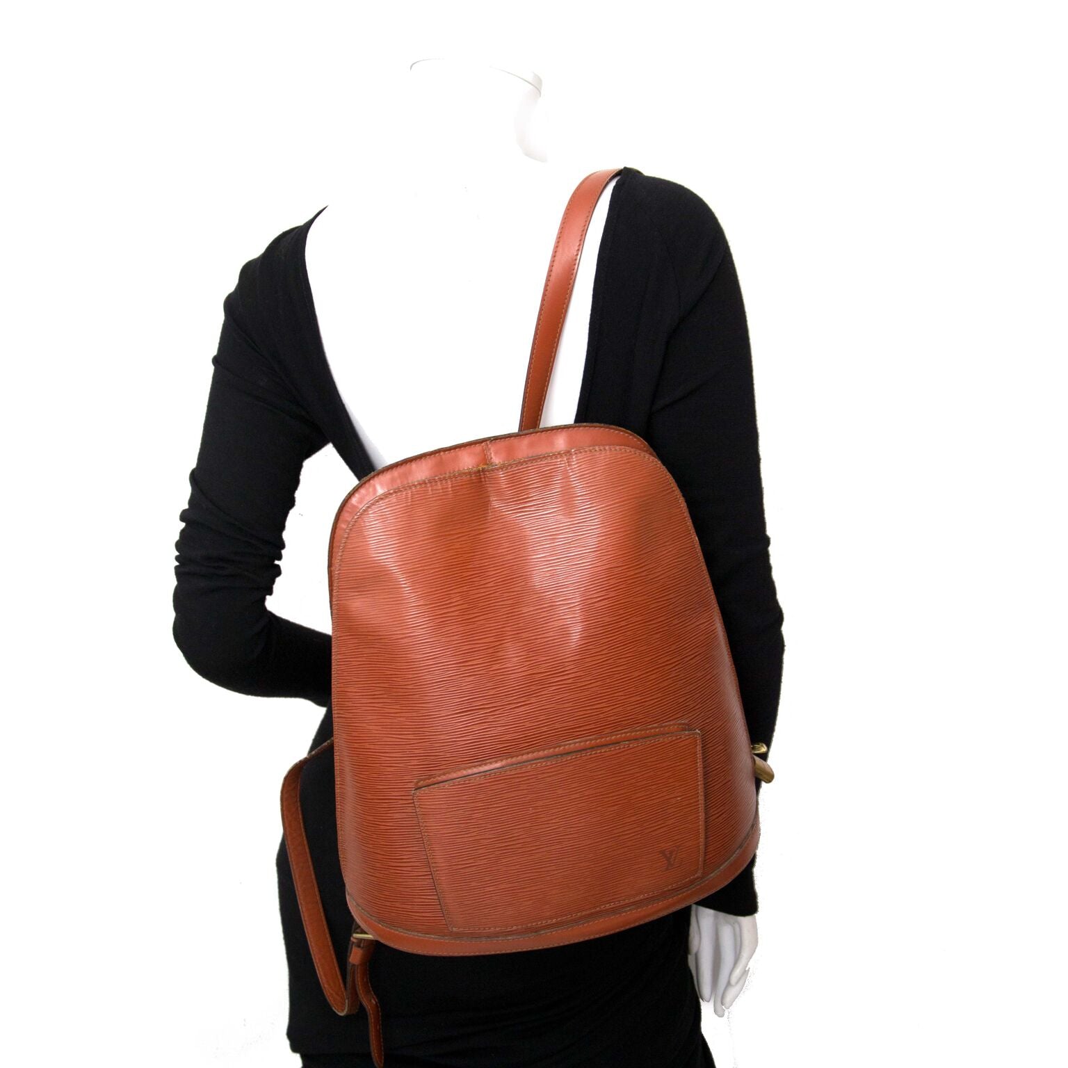 Buy beautiful designer bags safe en secure online with the online webshop labellov.com
