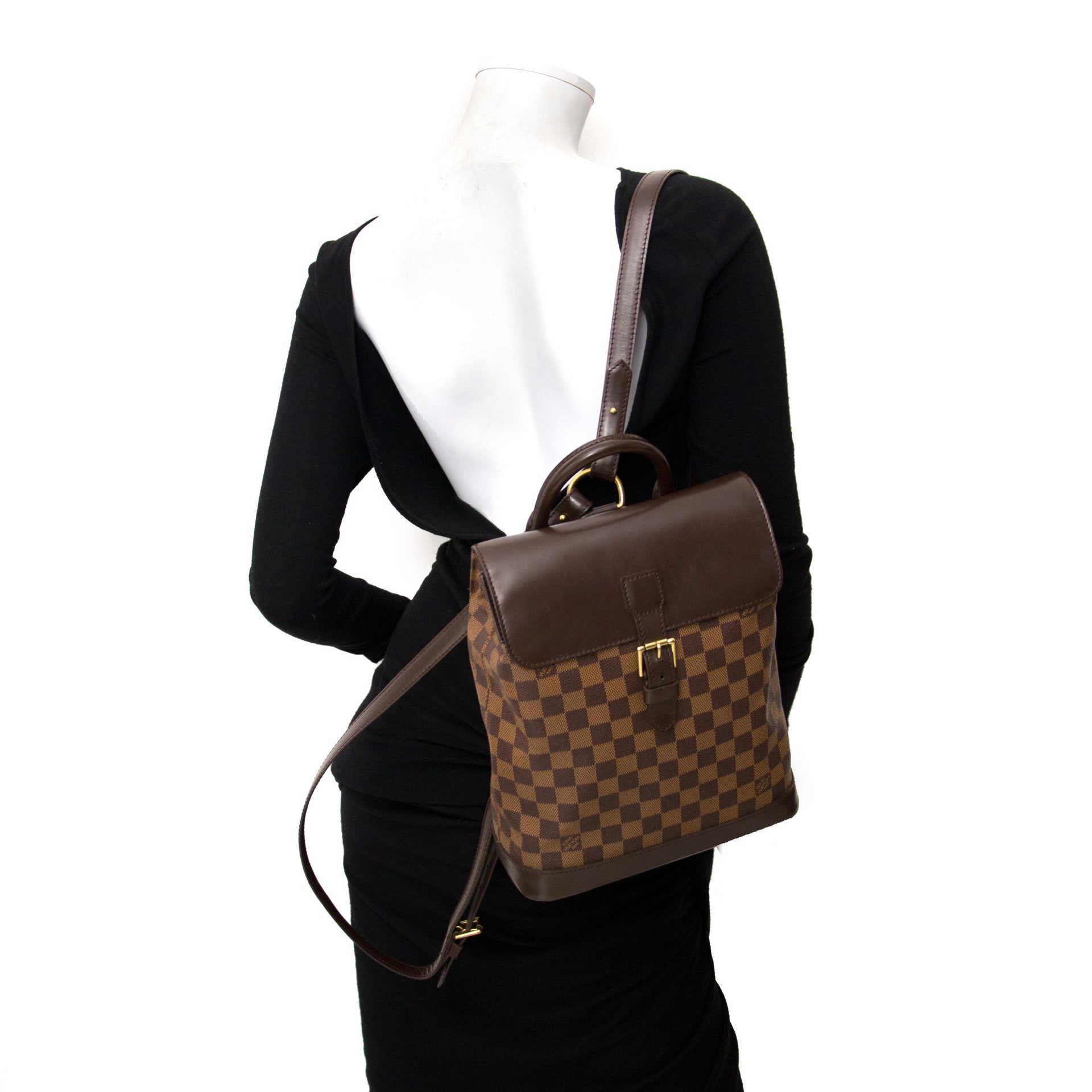 Authentic secondhand Louis Vuitton damier backpack Labellov