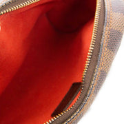 achetez Louis Vuitton Ipanema Damier Ebene Crossbody Bag chez labellov pour le meilleur prix
