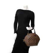 Buy now: the iconic bag Louis Vuitton Damier Ebene Ellipse, timeless beautiful bag for sale in Antwerp.