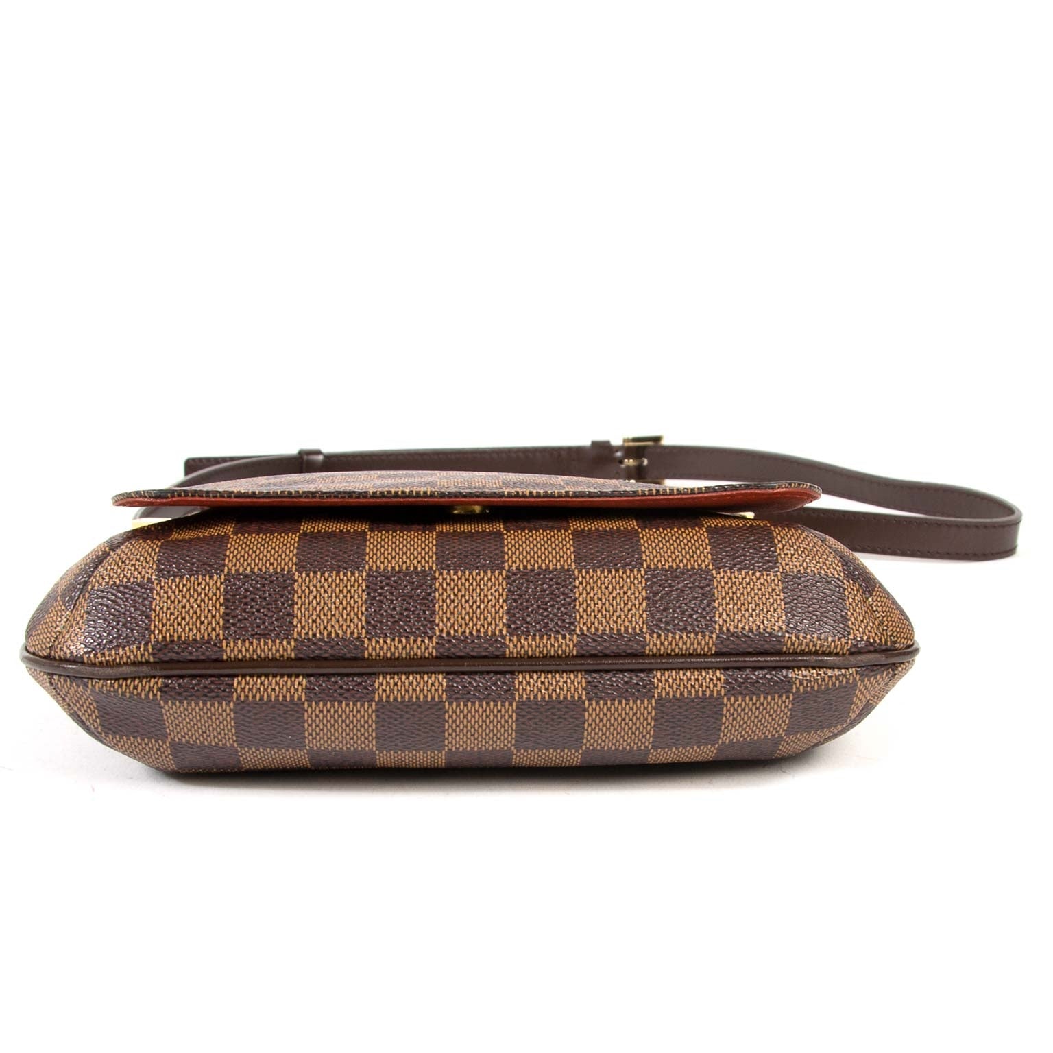 vindt al uw designer handtassen tegen de beste prijs bij labellov.com Louis Vuitton Damier Ebene Musette Salsa Shoulder Bag