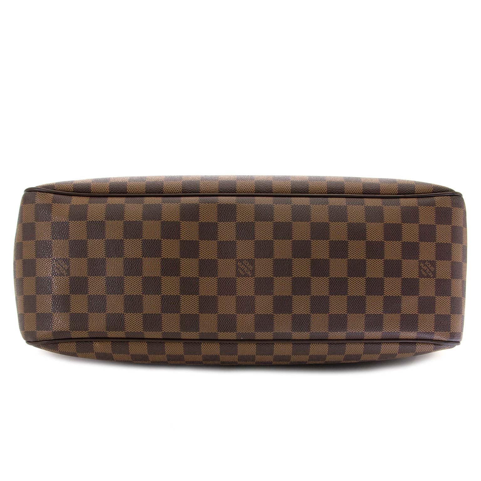 achetez et vendez seconde main authentique Louis Vuitton Parioli Damier Ebene GM chez labellov vintage boutique de mode en ligne