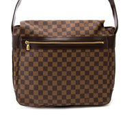 Authentique Louis Vuitton maintenant chez Labellov Belgique à Anvers au meilleur prix