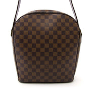 Koop en verkoop uw designer Louis Vuitton Ipanema GM Damier Ebene Canvas Shoulder Bag aan de beste prijs bij Labellov